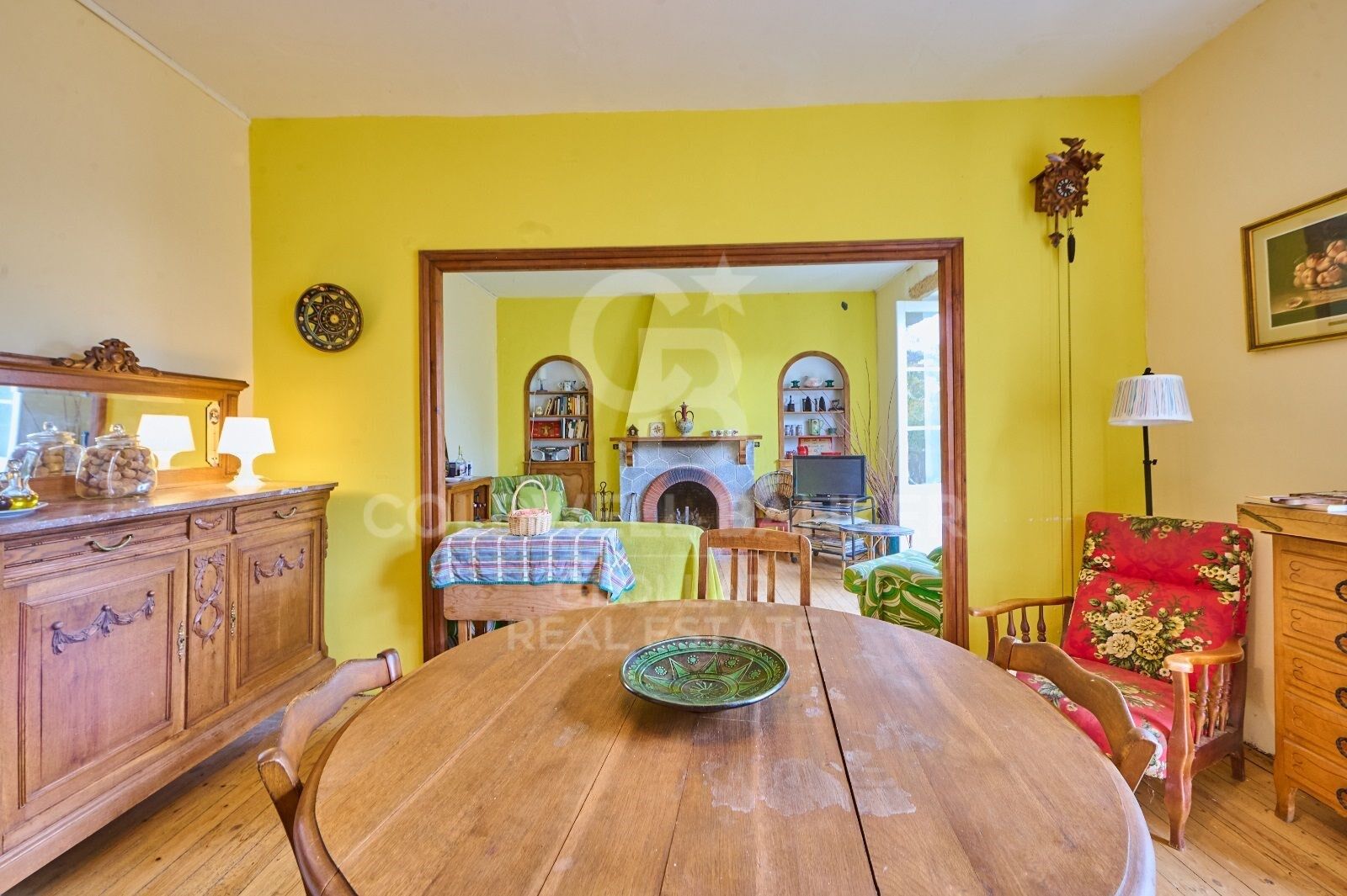 Village Sale Osséja