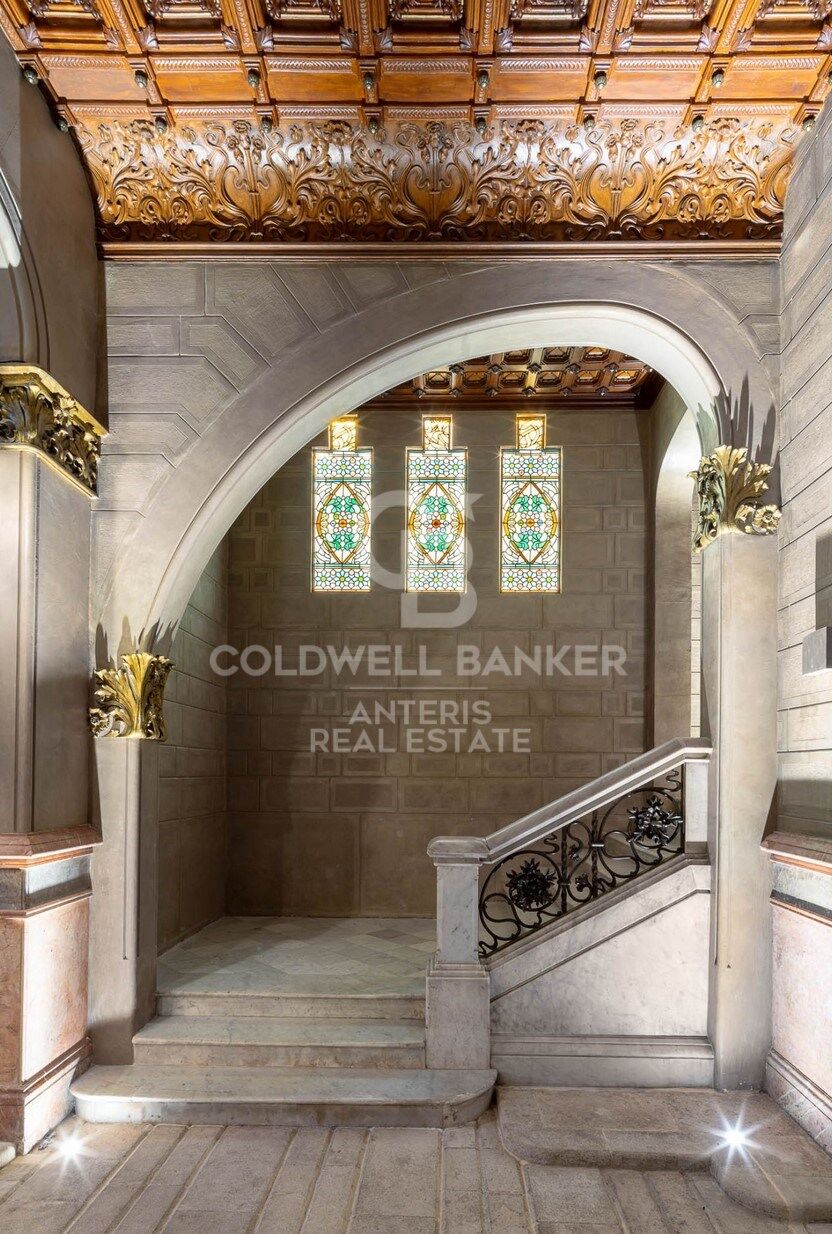 Nueva promoción con elementos modernista y vistas al mar.