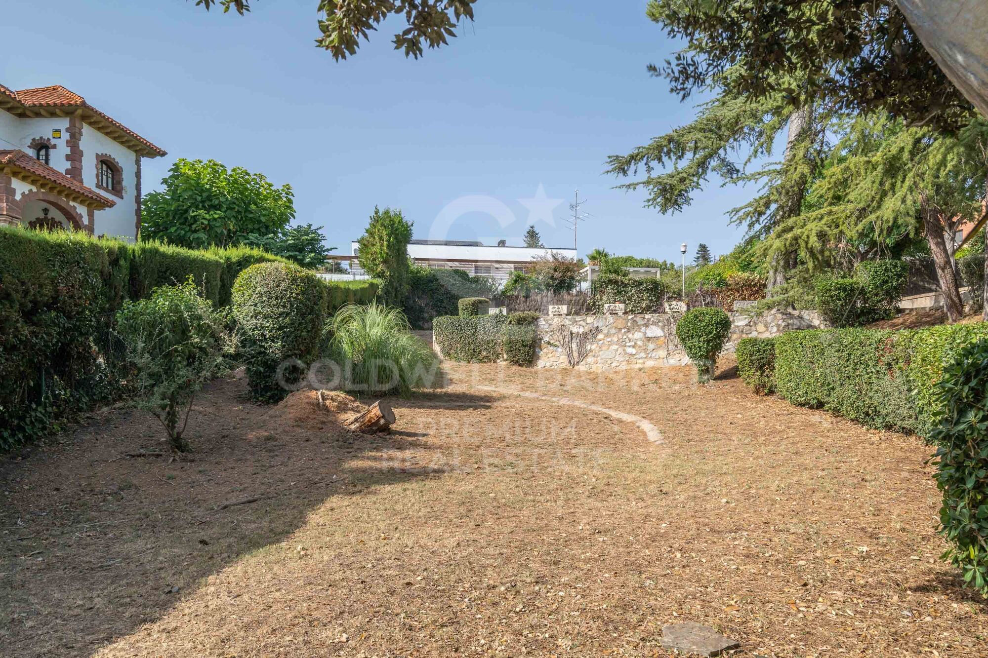 House 5 Bedrooms Sale Sant Cugat del Vallès