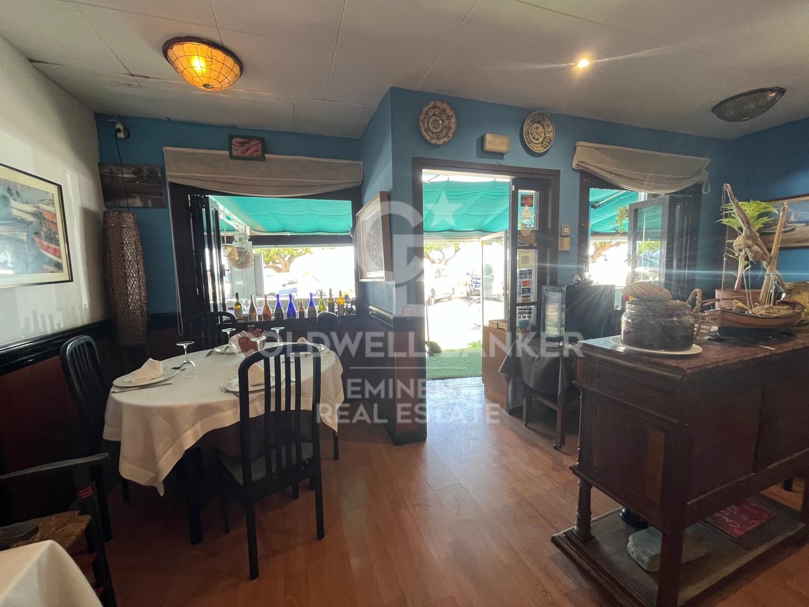 Unique Opportunity: Iconic Restaurant on the Promenade of l'Escala