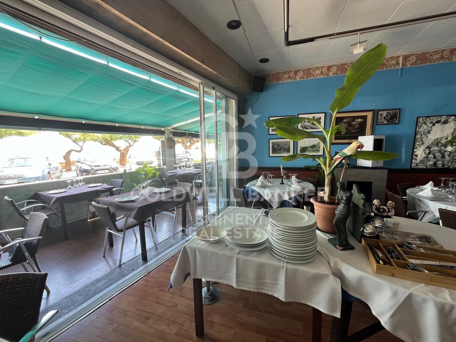 Unique Opportunity: Iconic Restaurant on the Promenade of l'Escala