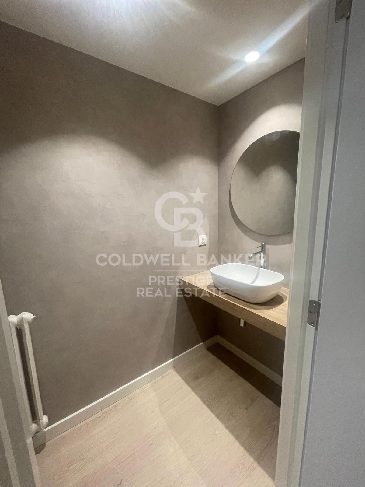 Piso reformado con parking en Avda Diagonal/Ganduxer