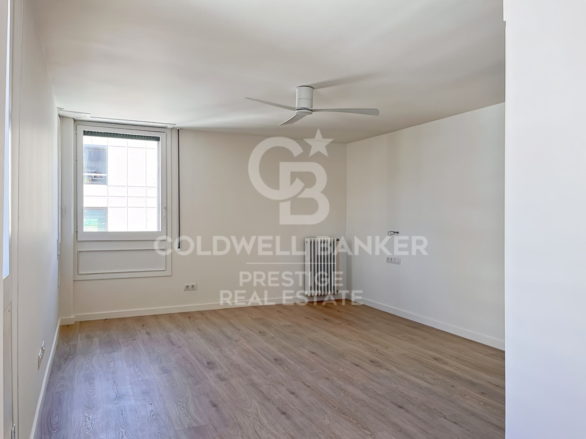 Fully renovated apartment with garage on Calle Ganduxer/Diagonal