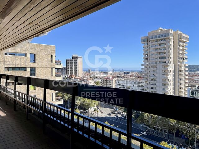 Appartement entièrement rénové avec parking à Calle Ganduxer/Diagonal