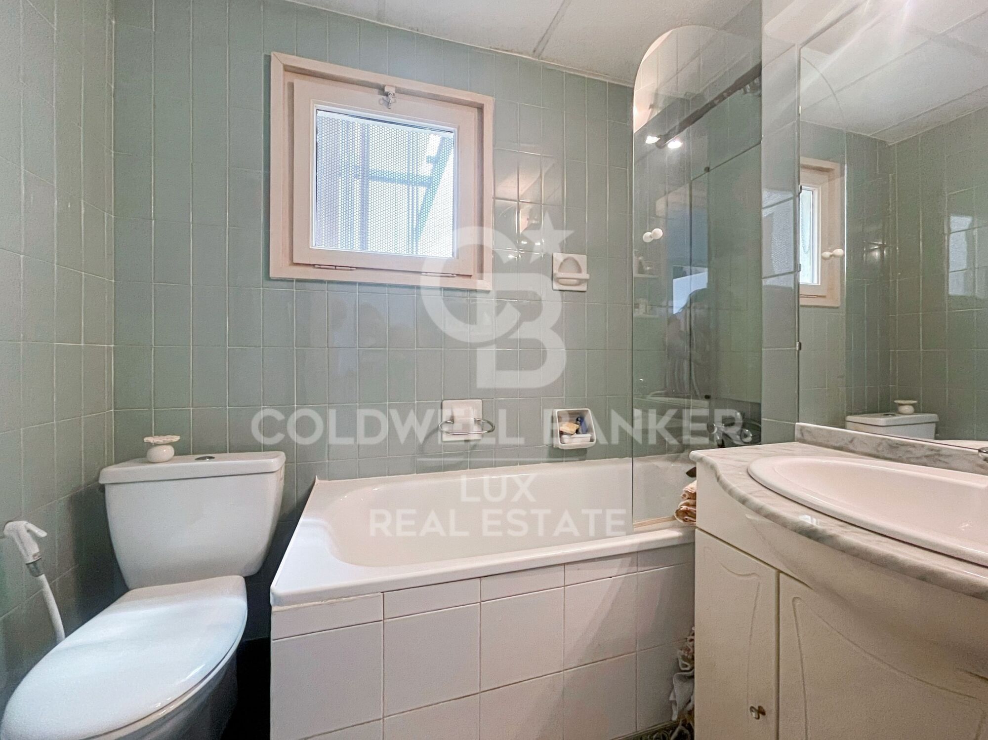 Ático en primera línea de mar en Roses, Costa Brava