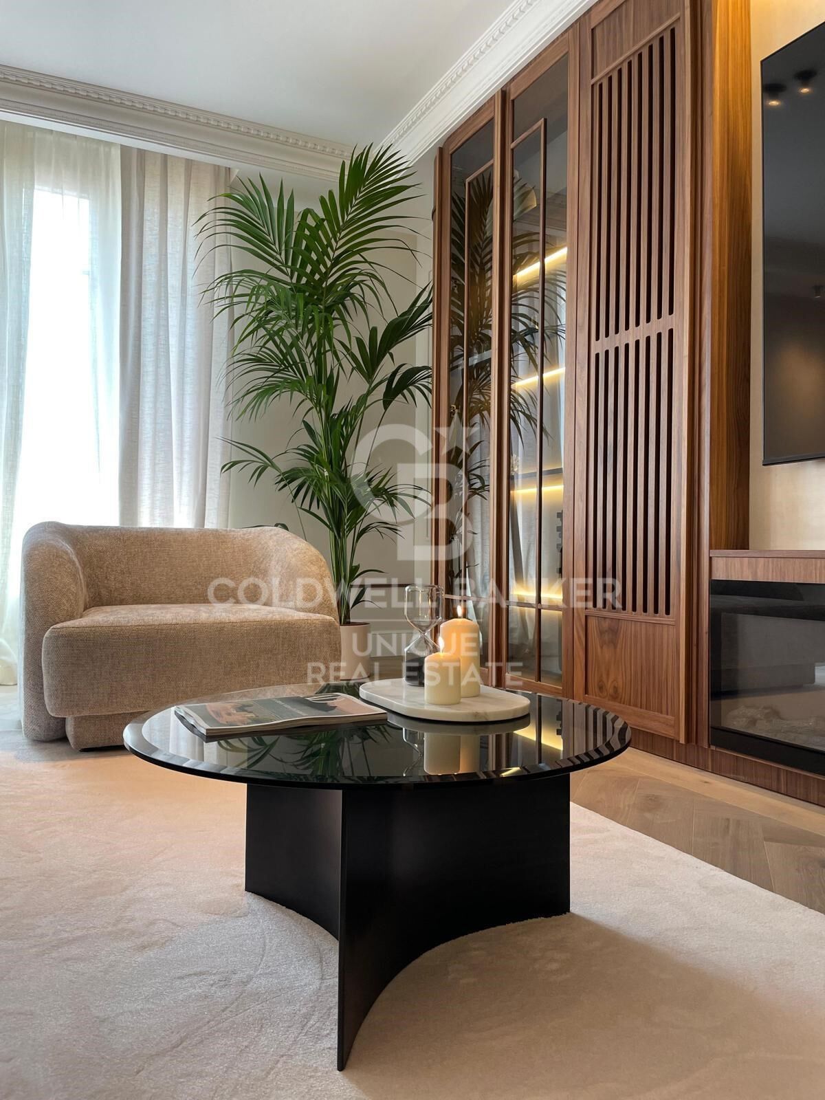 Spacious flat for sale in Salamanca district, Madrid