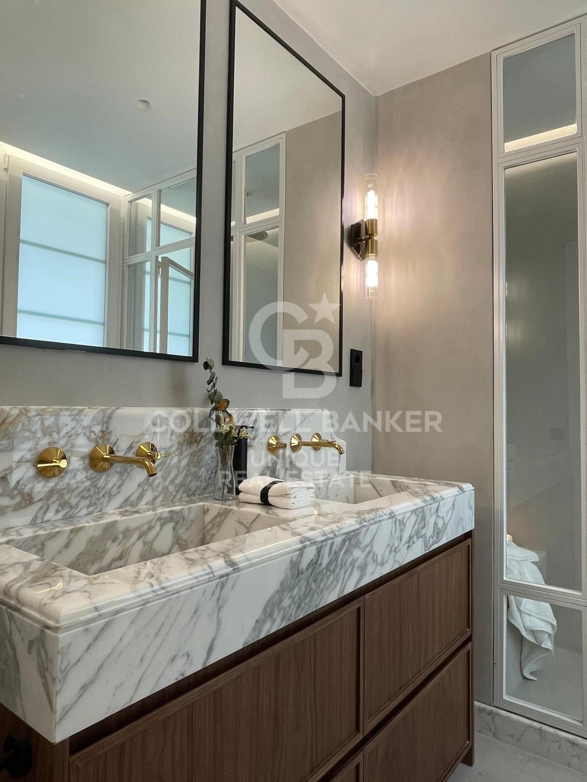 Amplio piso renovado de 4 dormitorios en venta en el barrio de Salamanca, Castellana