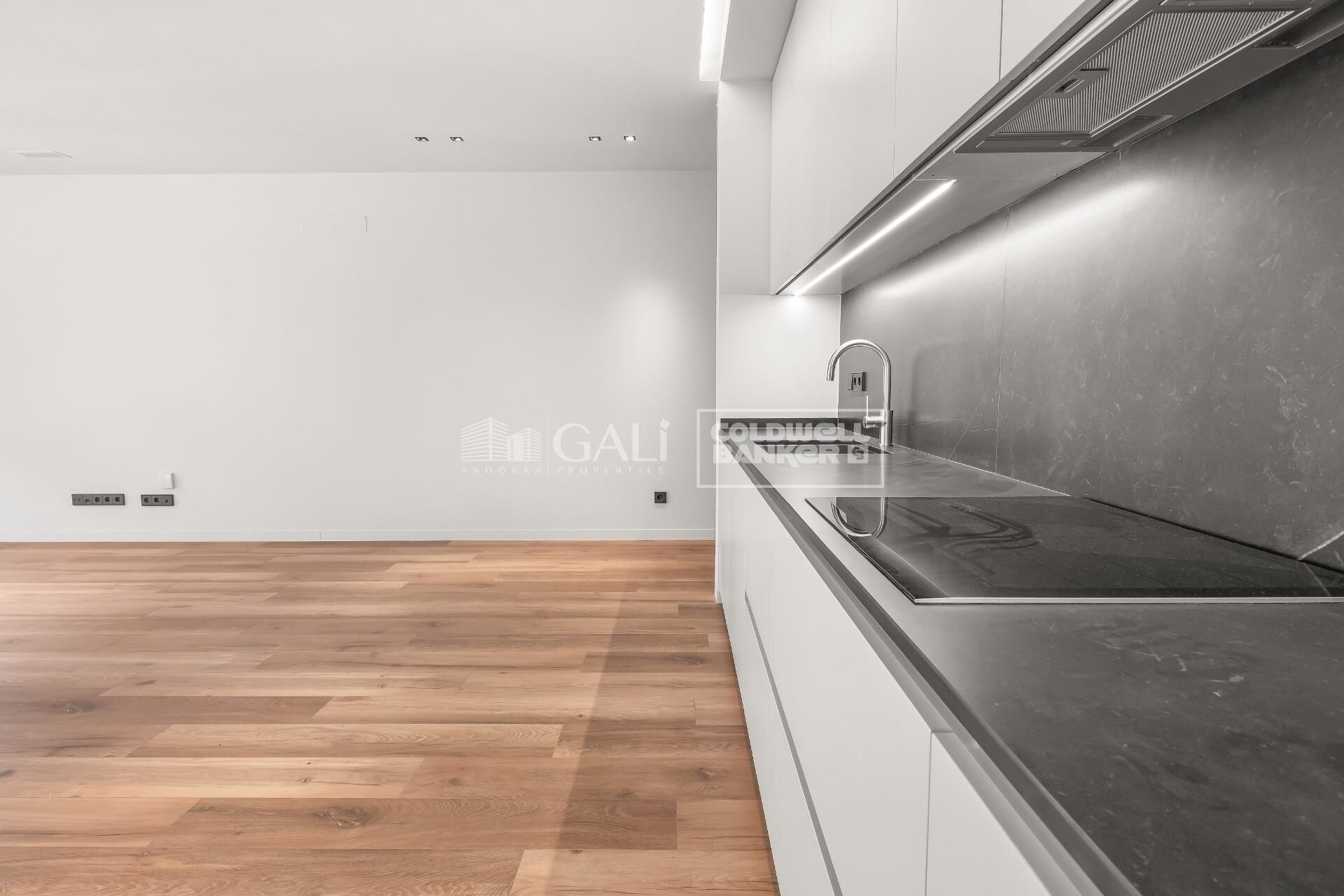 Apartment 3 Bedrooms Sale Andorra la Vella