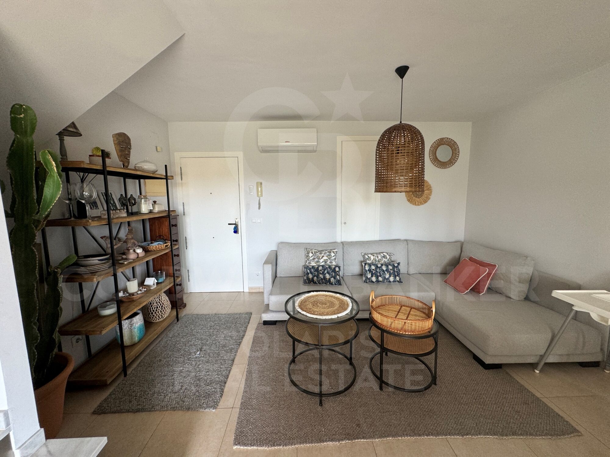 Duplex penthouse for sale in Jávea, 50 meters from the sea!