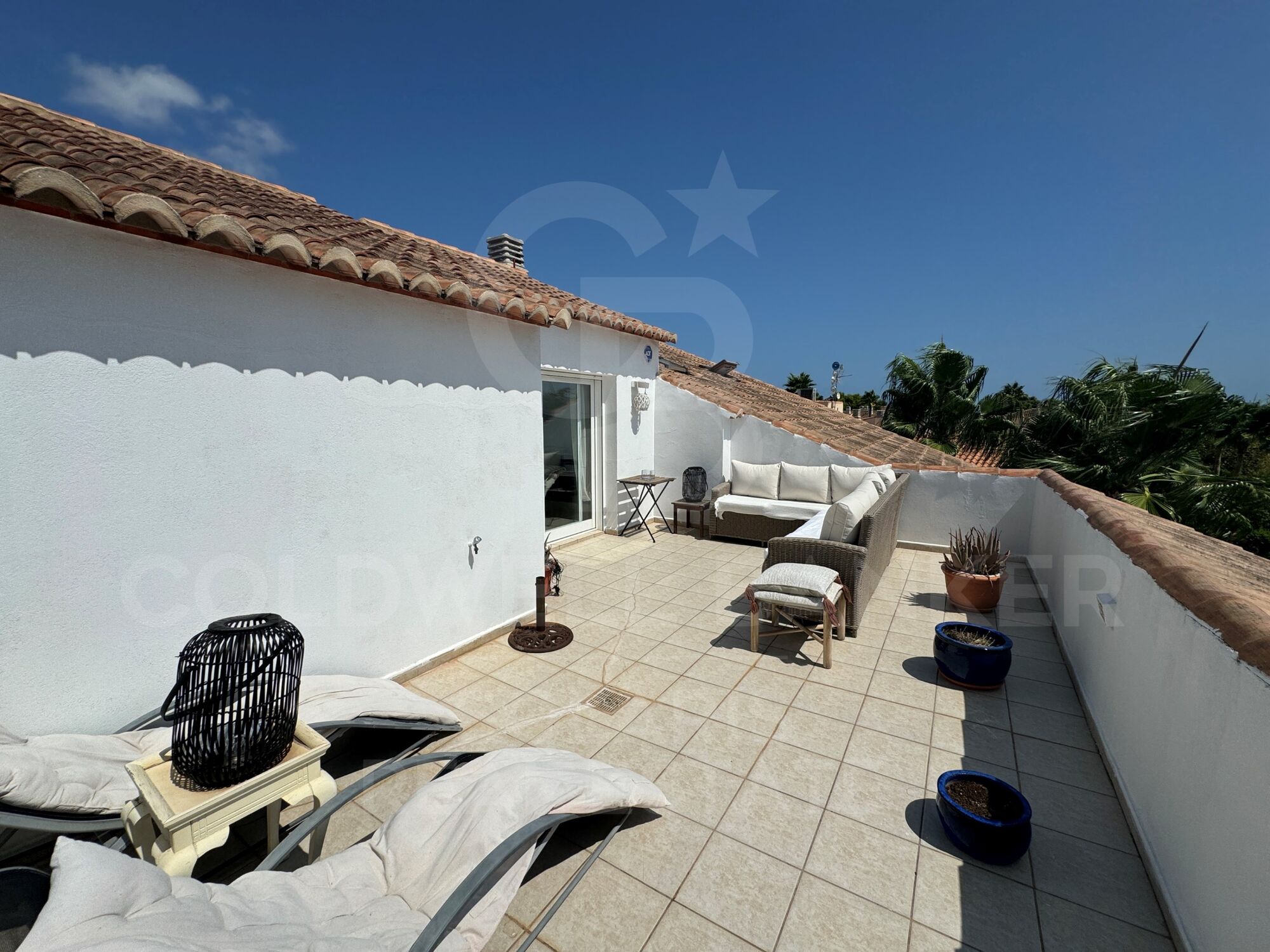Duplex penthouse for sale in Jávea, 50 meters from the sea!