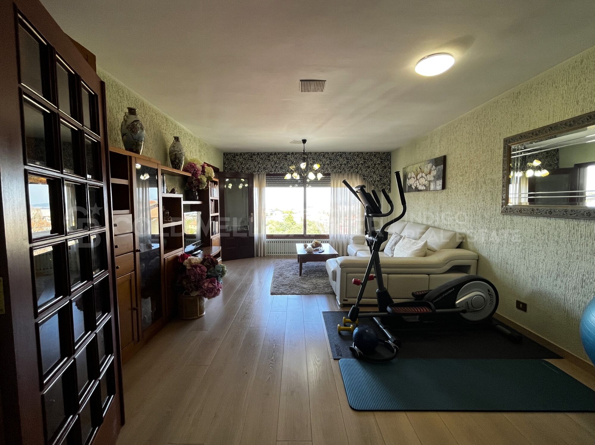 Villa with Views of the Cies