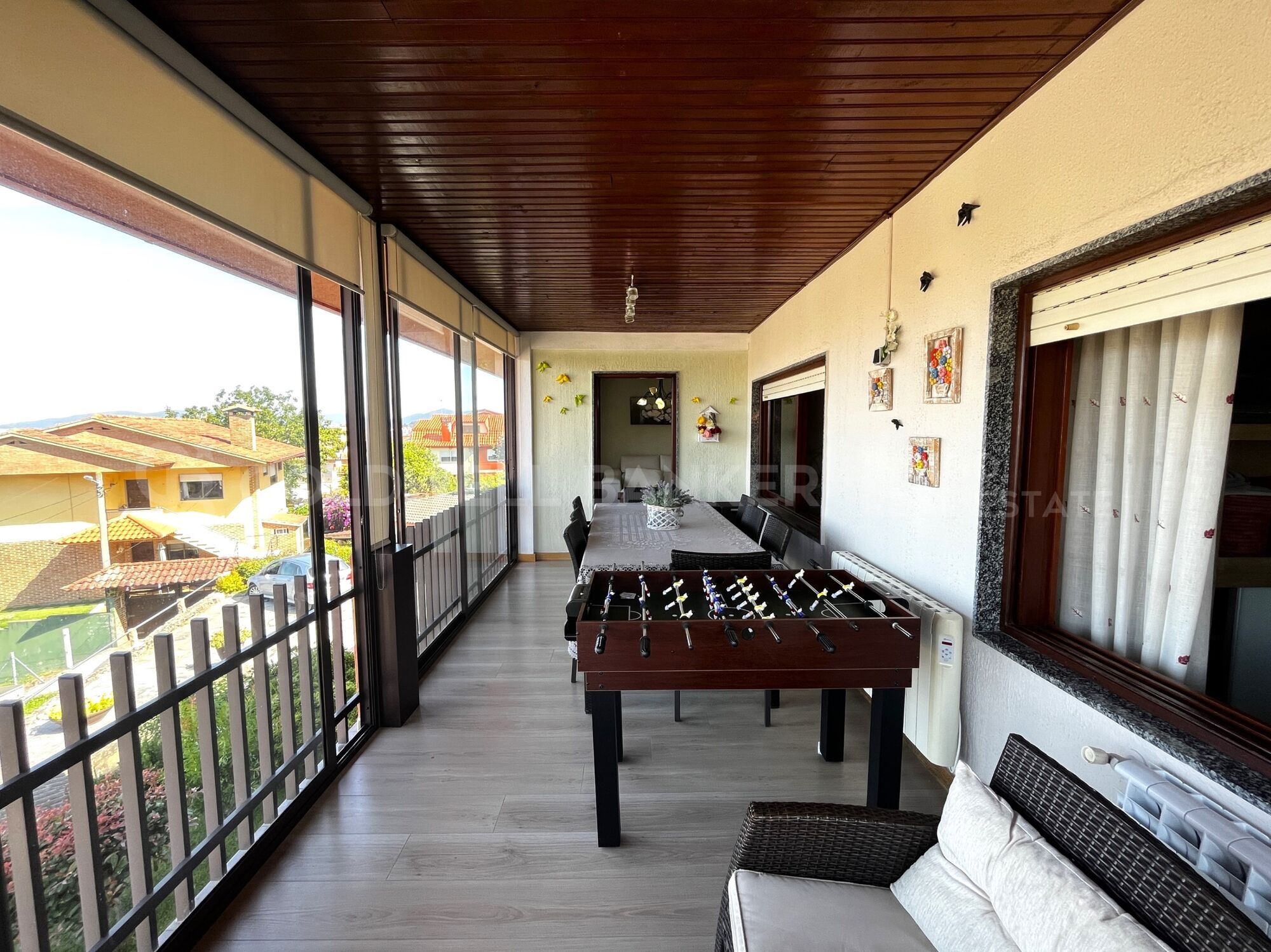 Villa with Views of the Cies