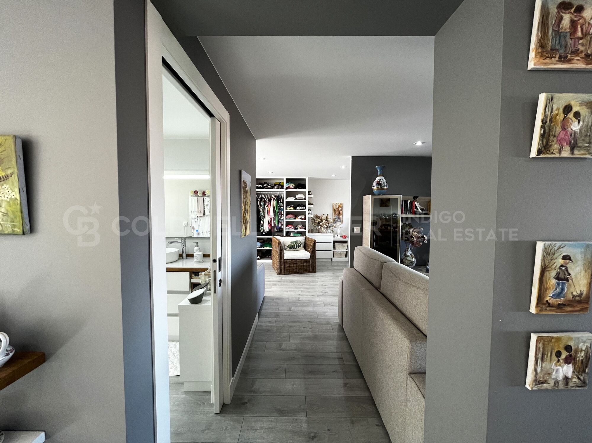 Villa with Views of the Cies