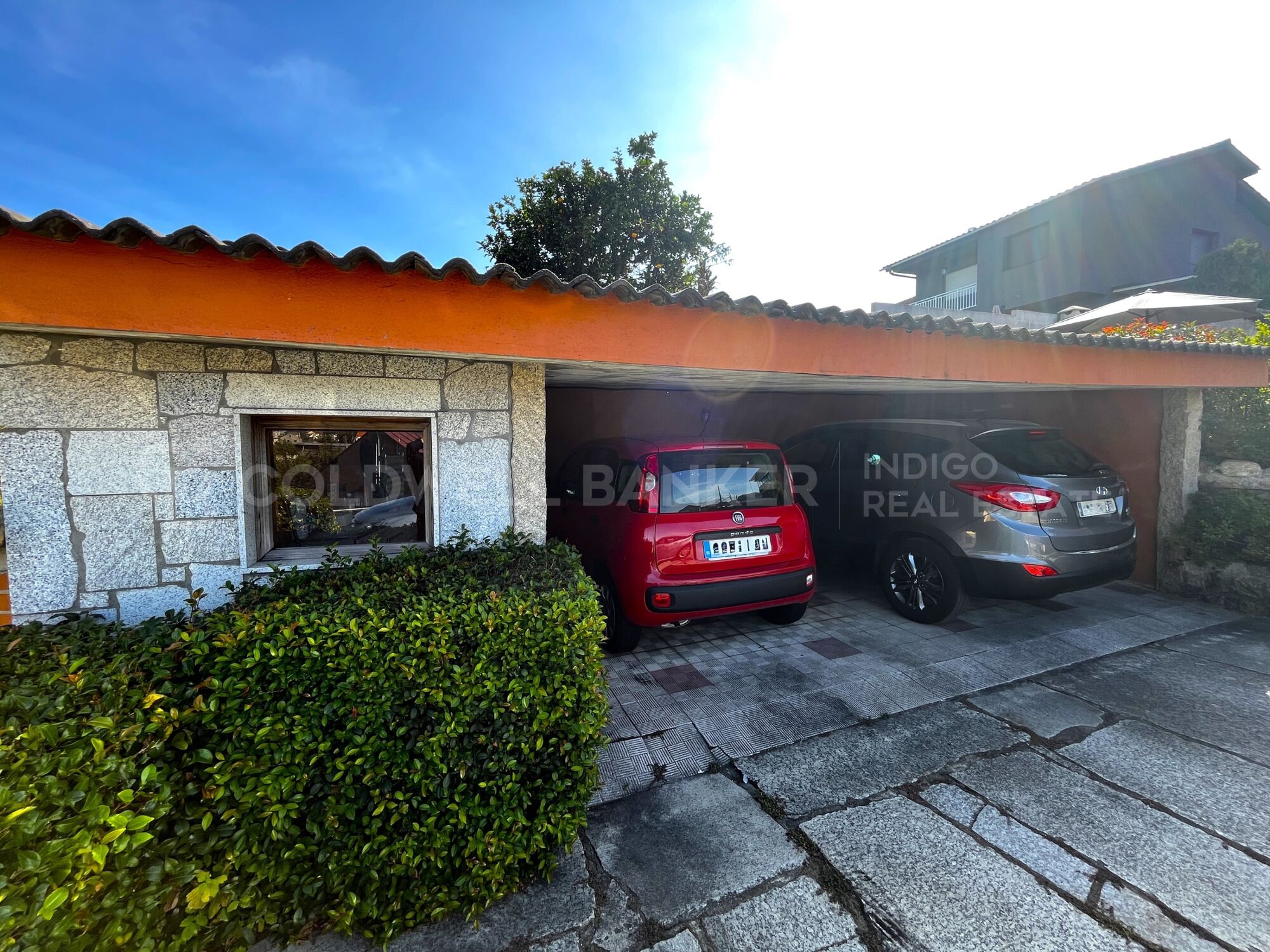 Villa with Views of the Cies