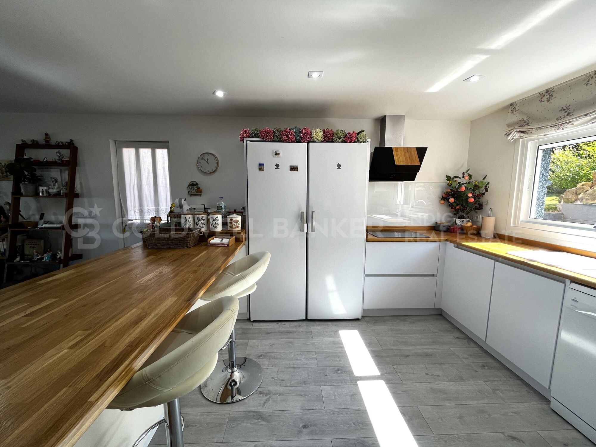 Villa with Views of the Cies