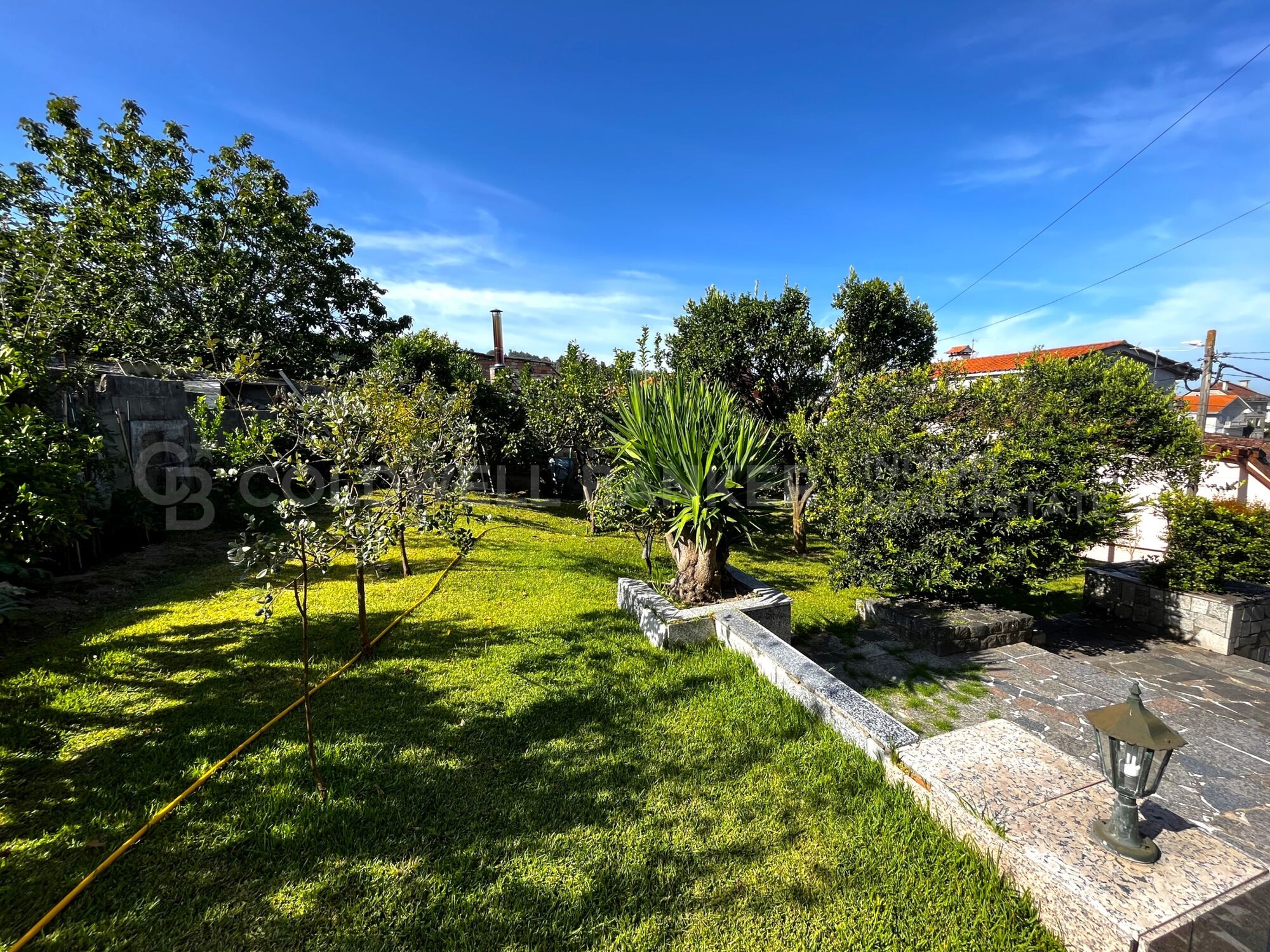 Villa with Views of the Cies