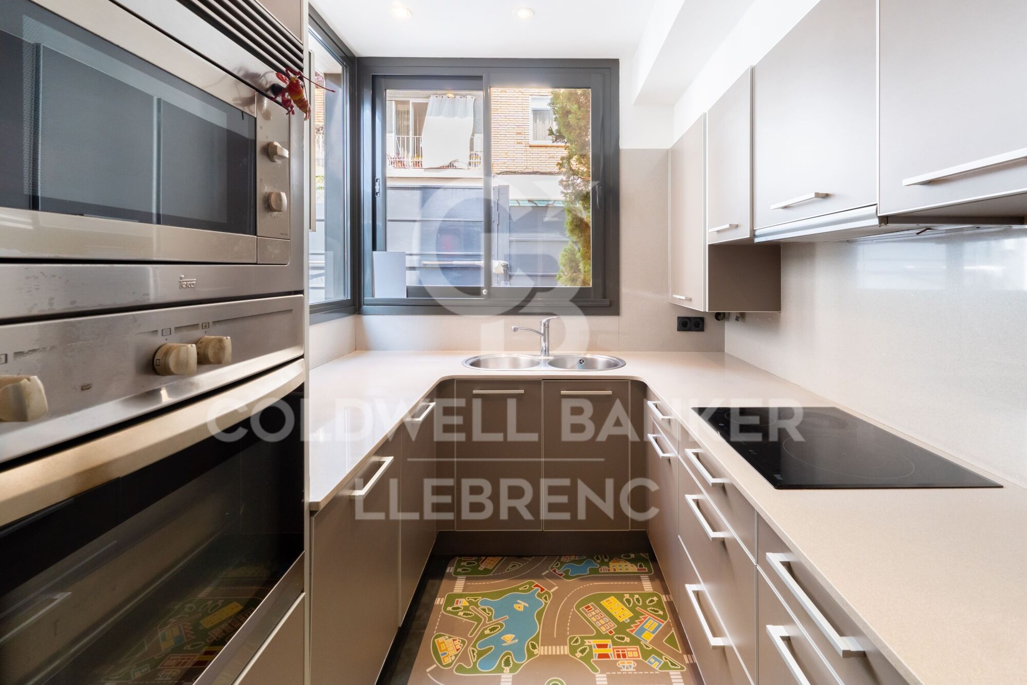 Spectacular house for sale in Vallcarca