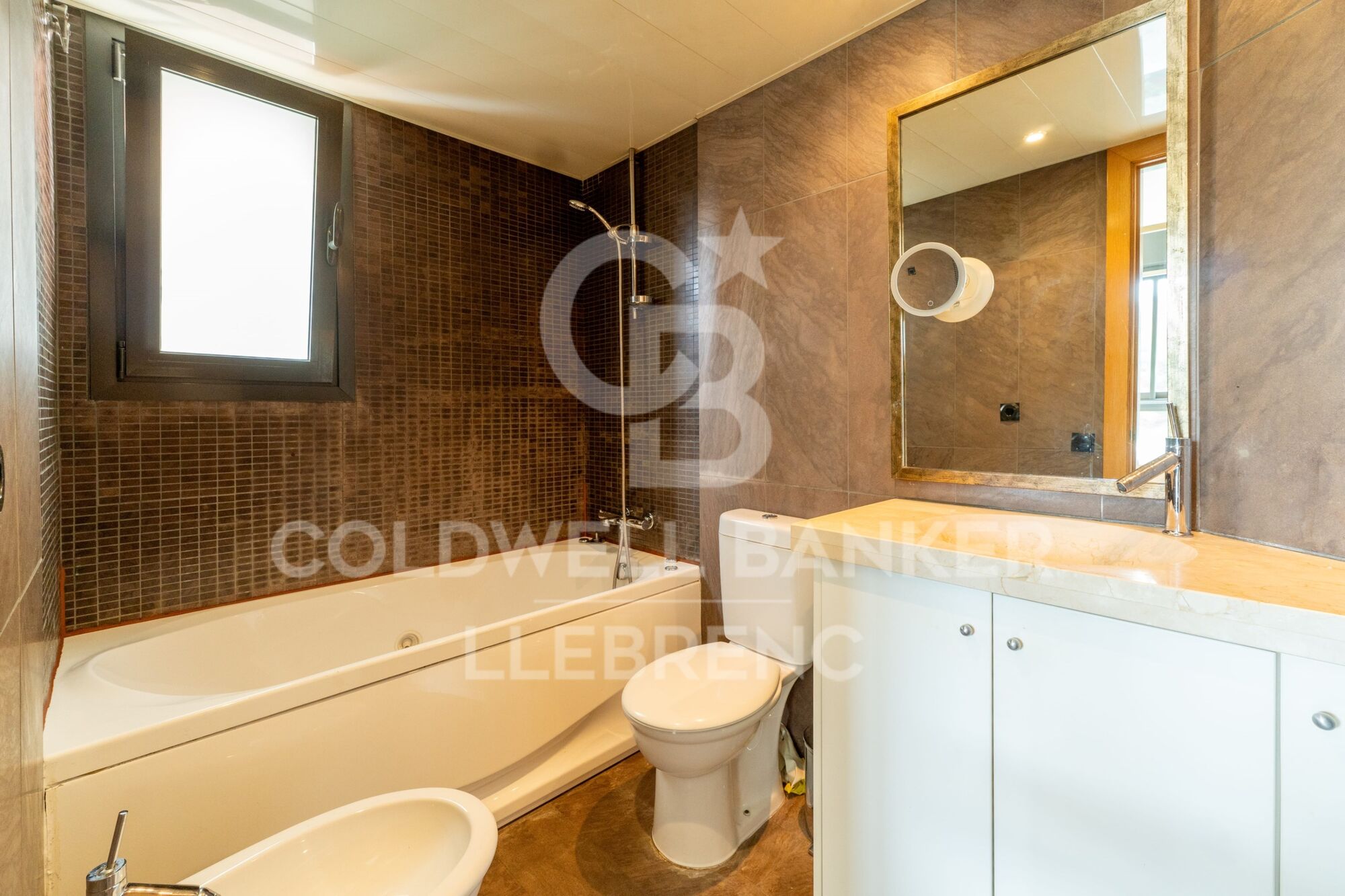 Spectacular house for sale in Vallcarca