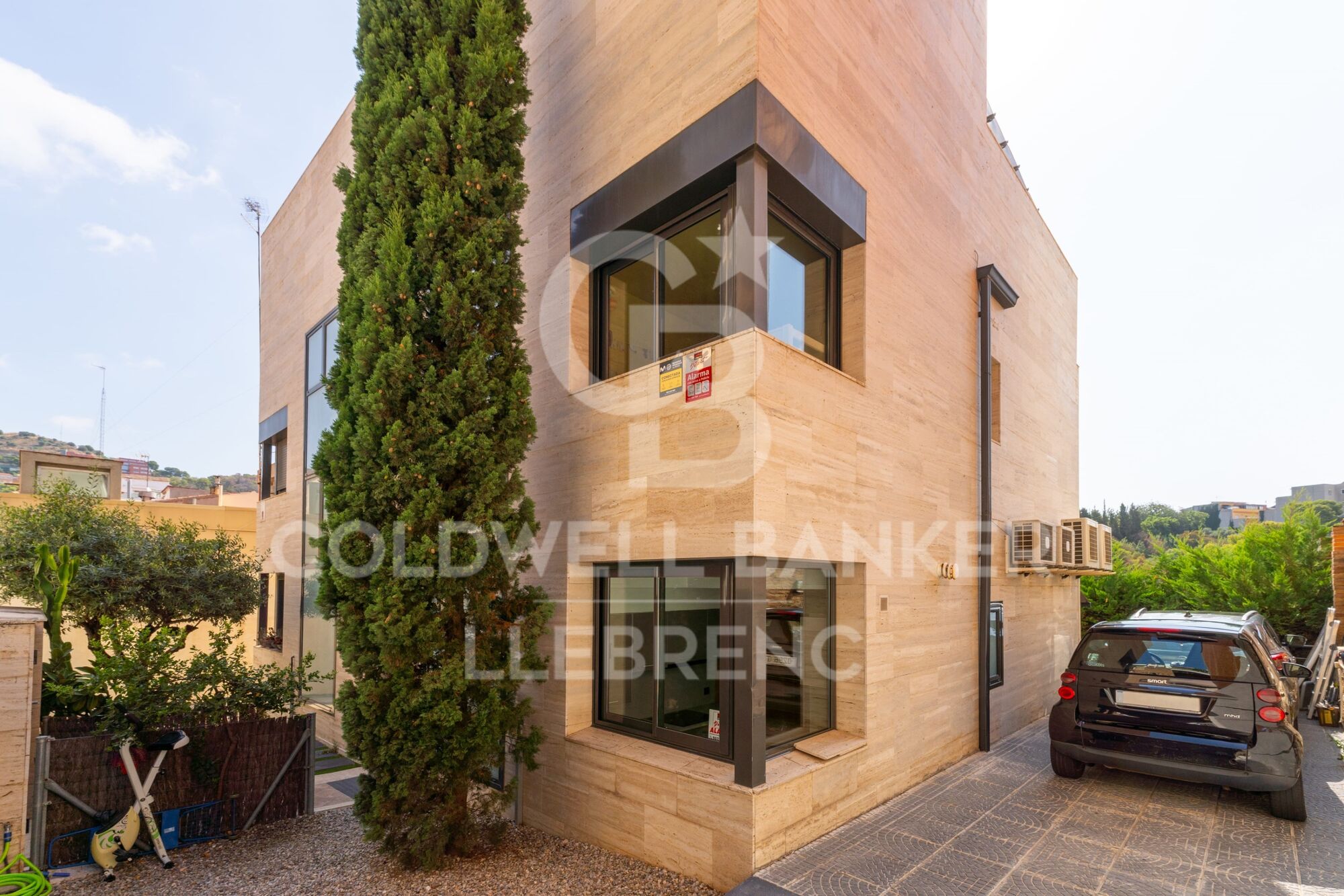 Spectacular house for sale in Vallcarca