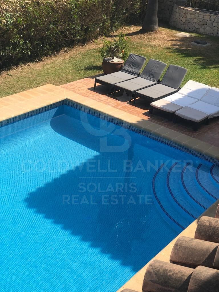 Charming rustic-Mediterranean style villa with spectacular sea views