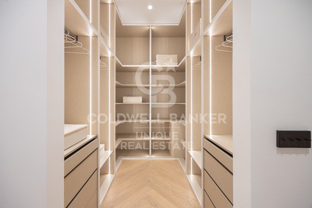 Espectacular vivienda con terraza a la venta en Recoletos, Madrid
