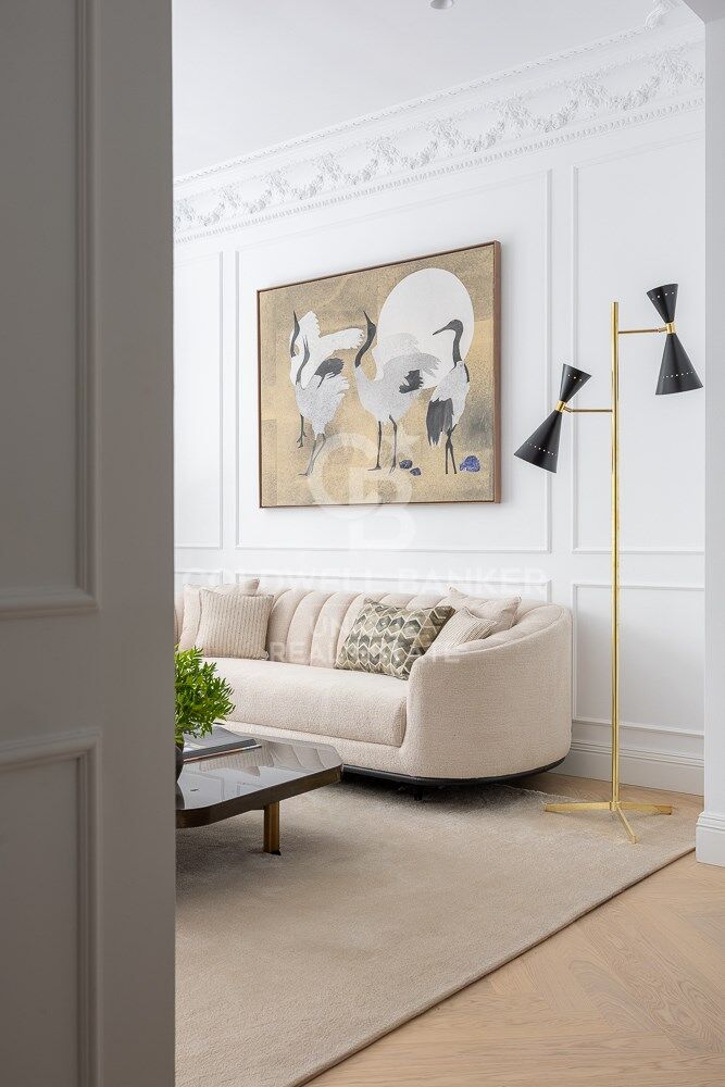 Spectacular flat with terrace for sale in Recoletos, Madrid