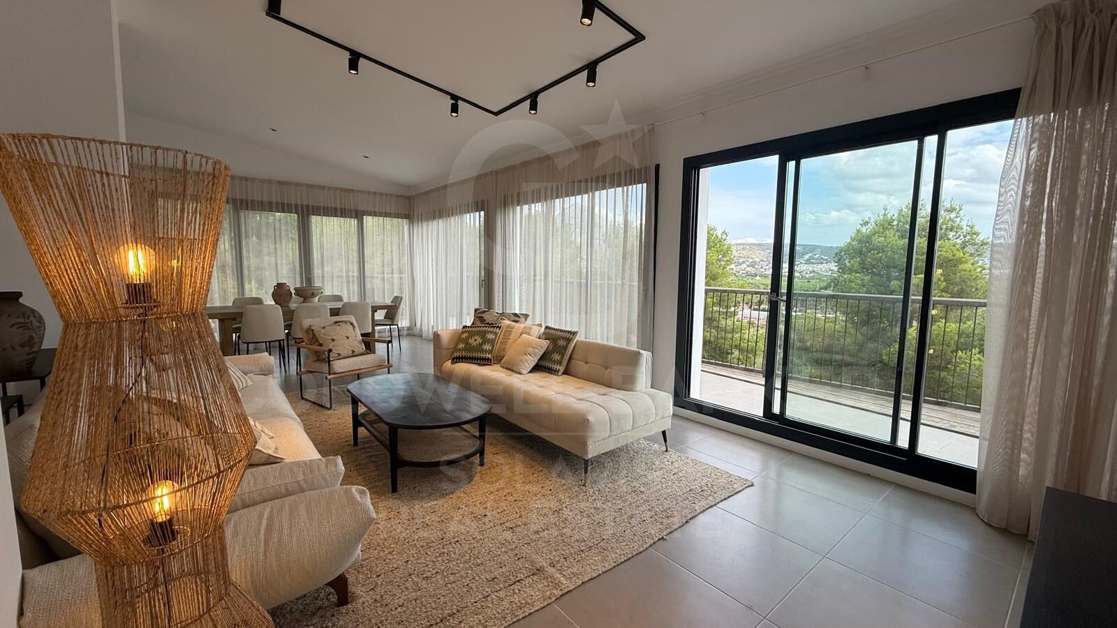 Villa with sea views in Residencial Puerta Fenicia, Jávea