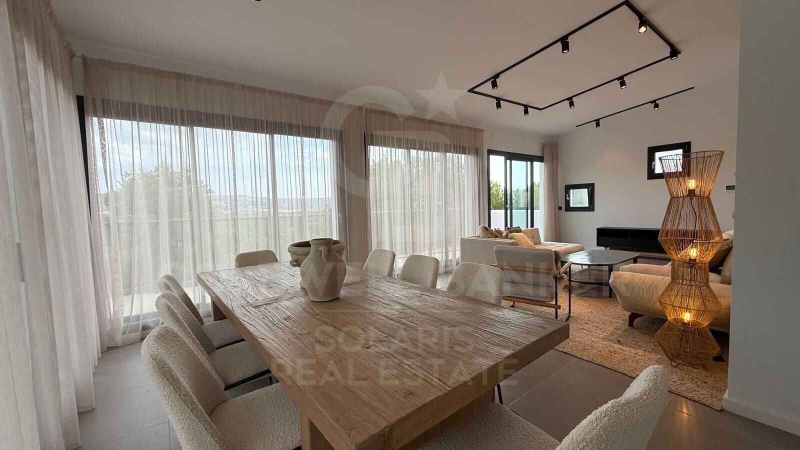Villa mit Meerblick in Residencial Puerta Fenicia, Jávea