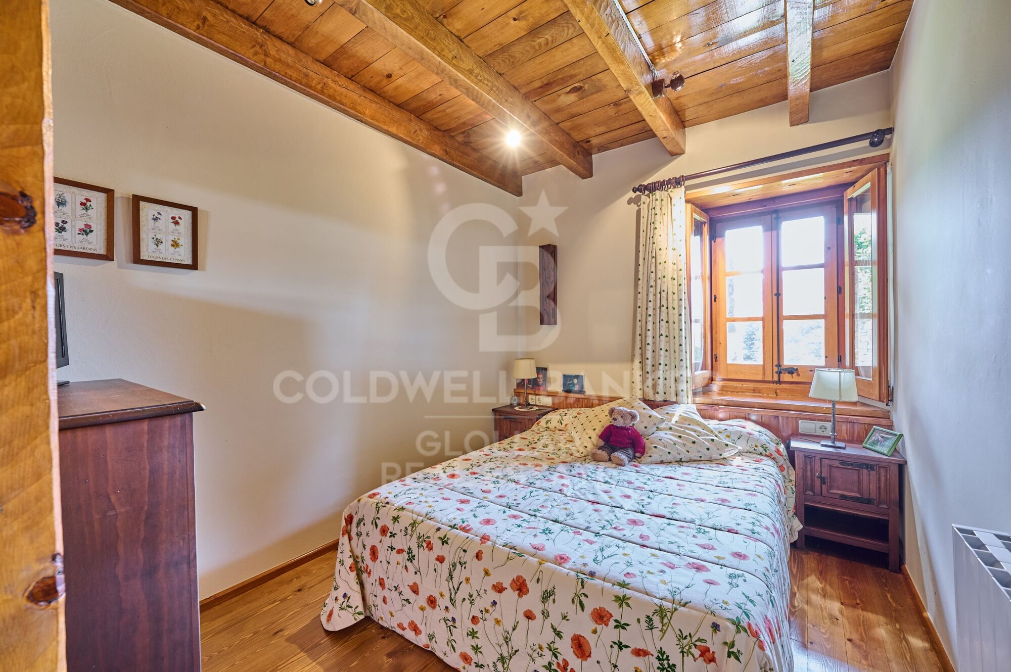 House 5 Bedrooms Triplex Sale Bolvir