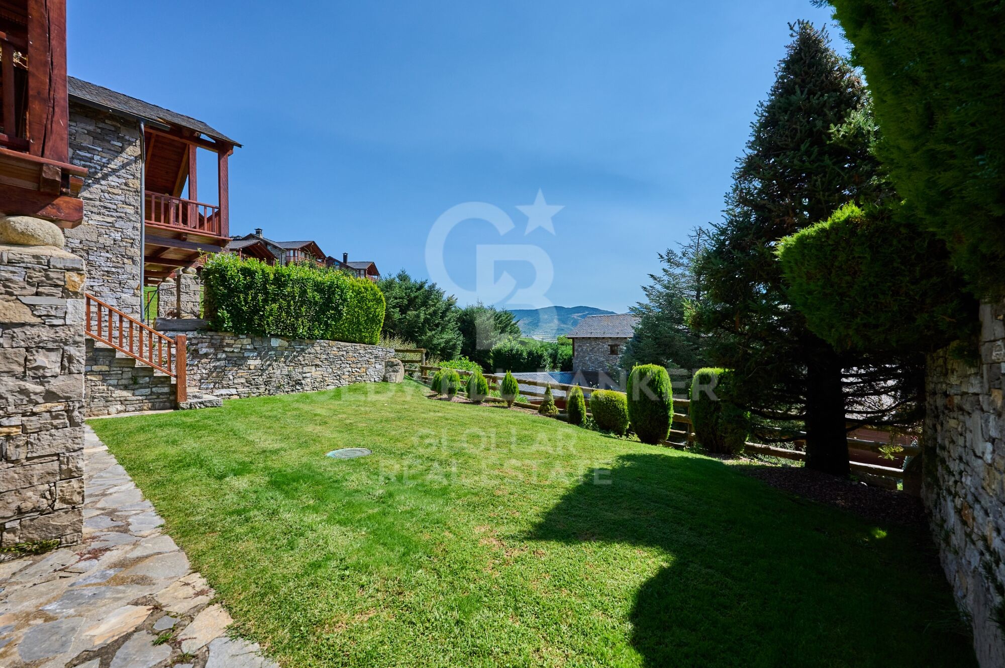 House 5 Bedrooms Triplex Sale Bolvir