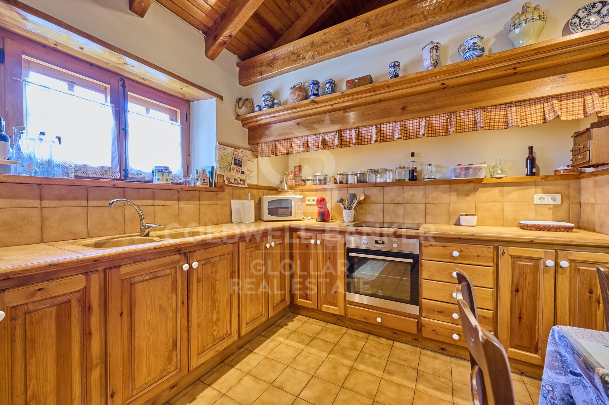 House 5 Bedrooms Triplex Sale Bolvir