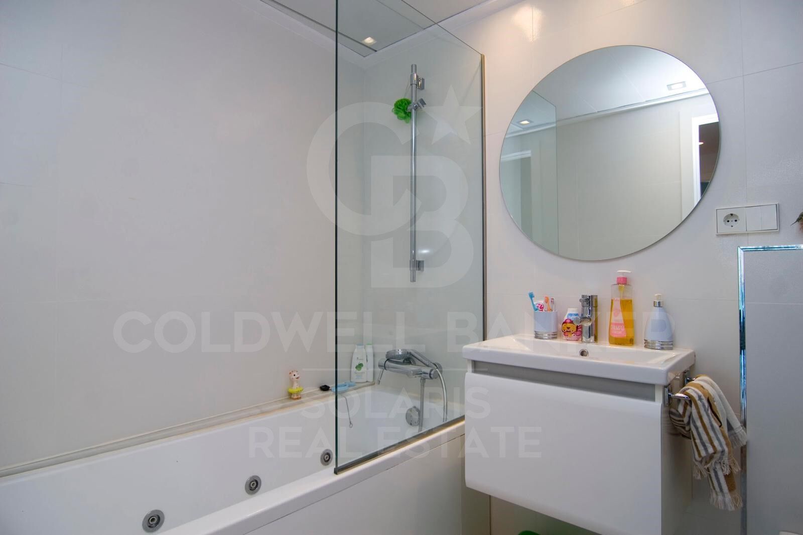 Apartamento en la Urbanización Salacia, Arenal.