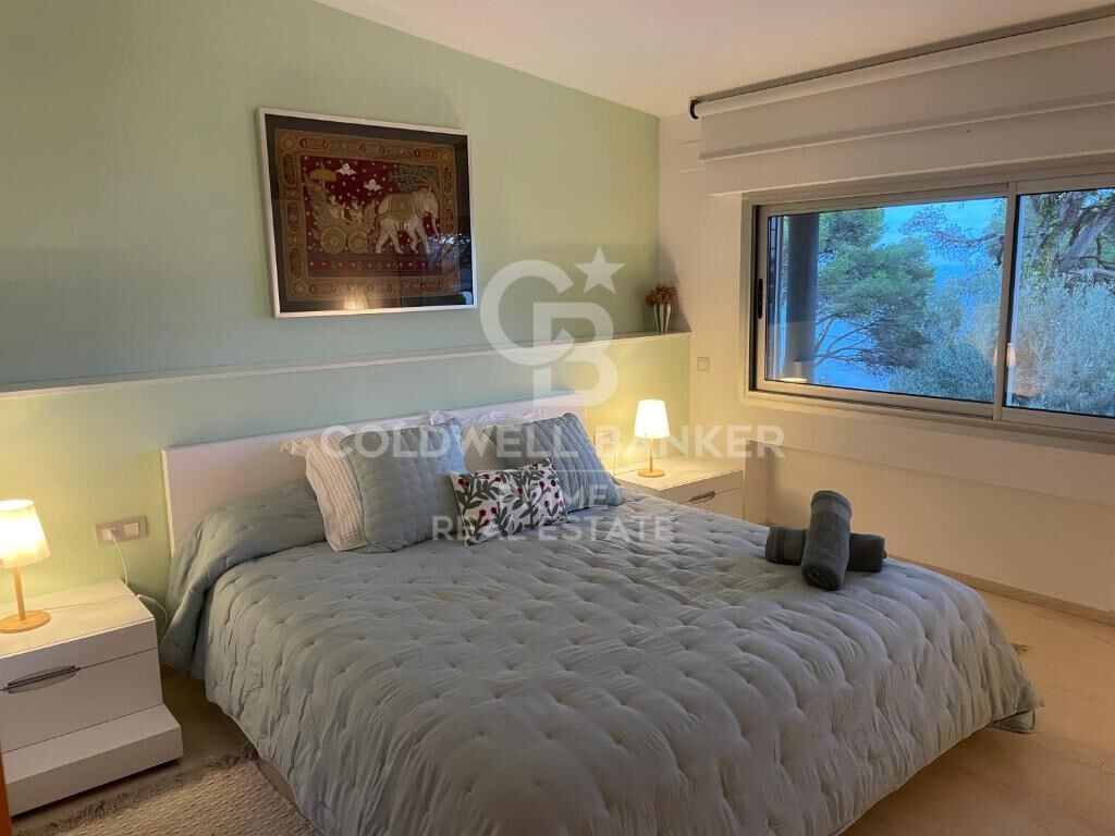 Modern home in Llafranc with stunning sea views