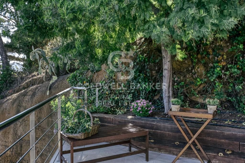 Modern home in Llafranc with stunning sea views