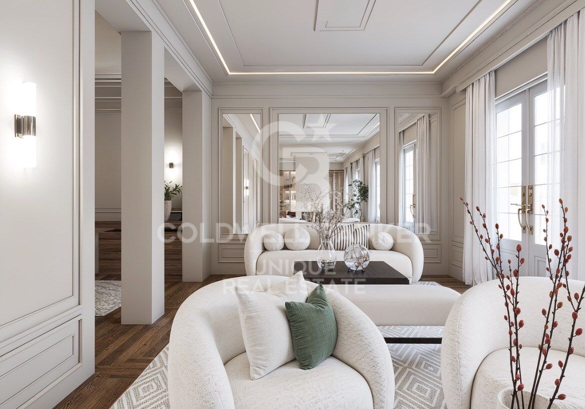 Exclusiva vivienda en venta con terraza y encanto clásico, en Barrio de Salamanca, Madrid