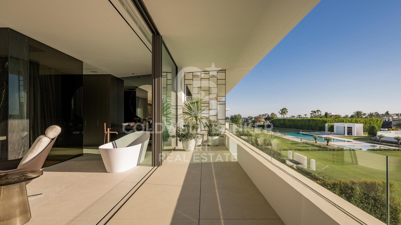 Espectacular Villa de diseño en la Milla de Oro de Marbella