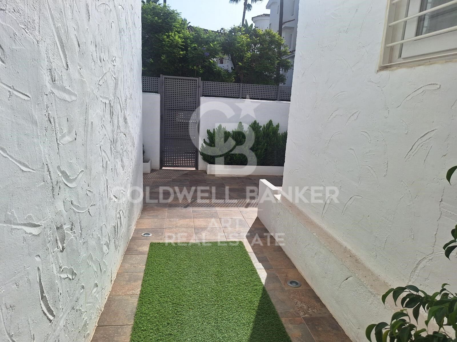 Spectacular semi-detached house in Los Naranjos Golf in Marbella