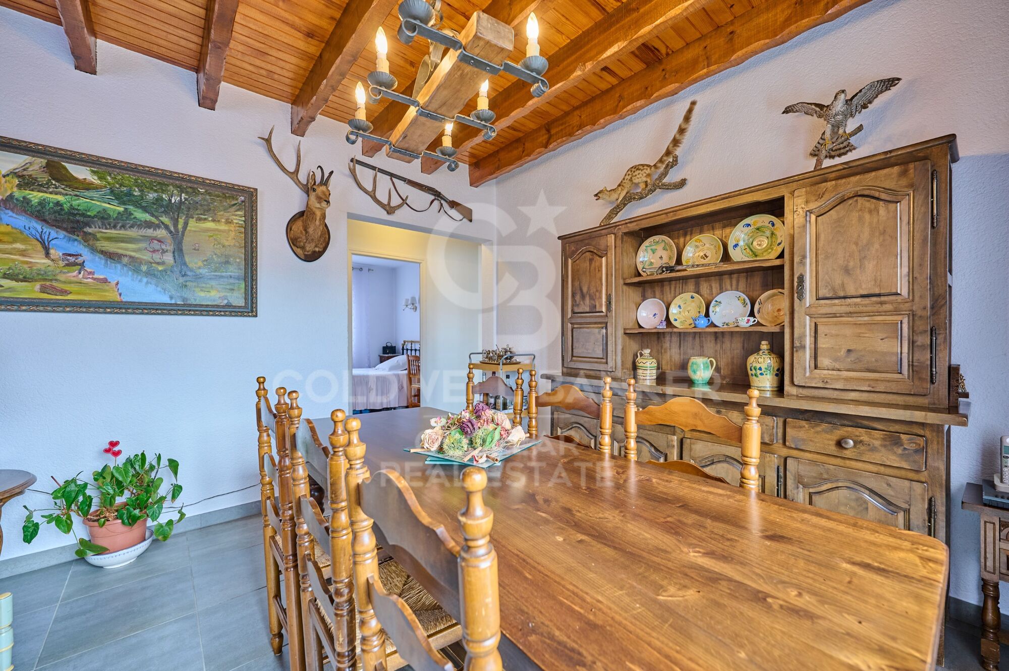 Casa Independiente con jardín soleado y vistas