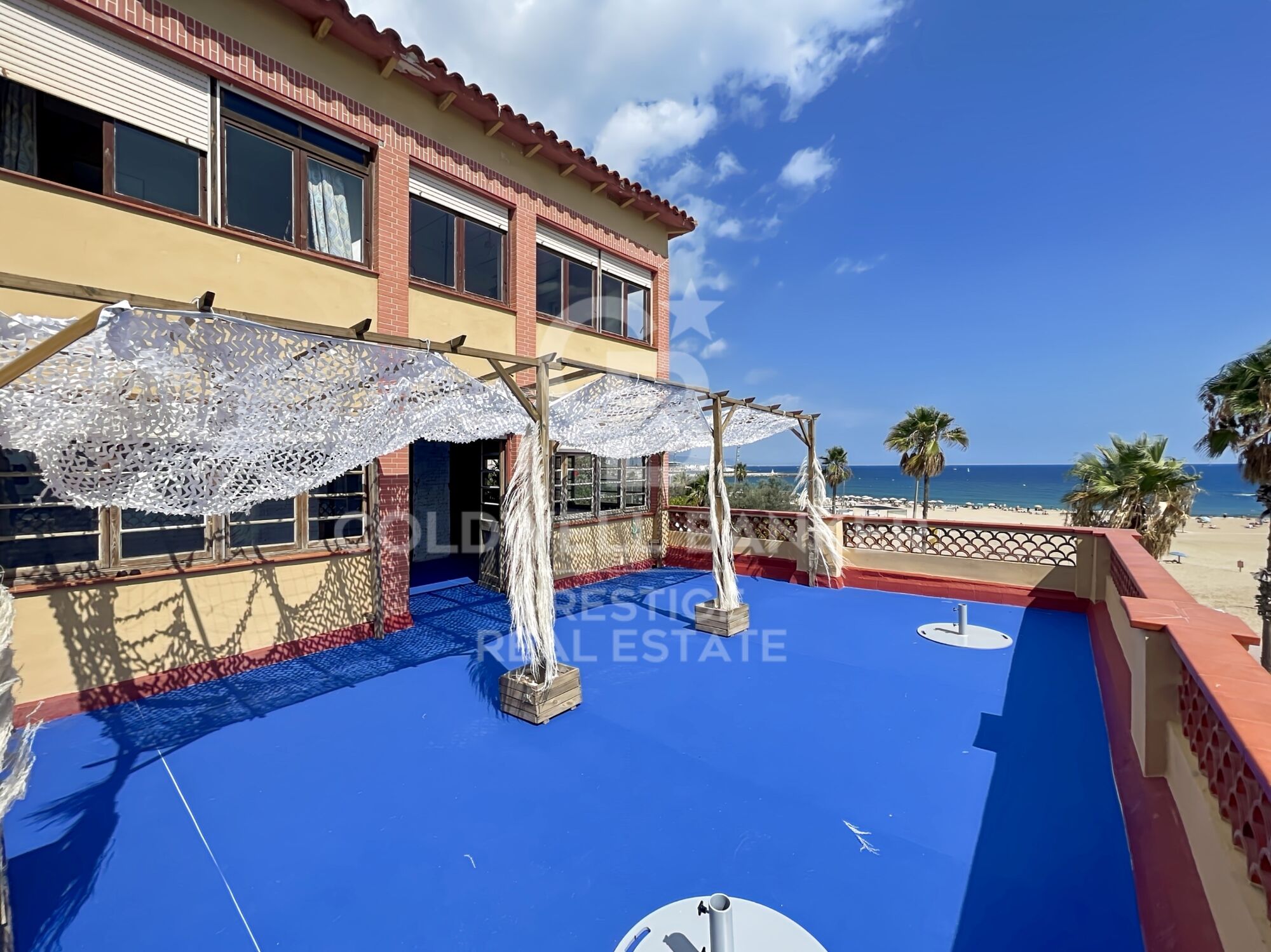 A 3 vientos, primera linea con vistas al mar y terraza de 50m2 al nivel del piso
