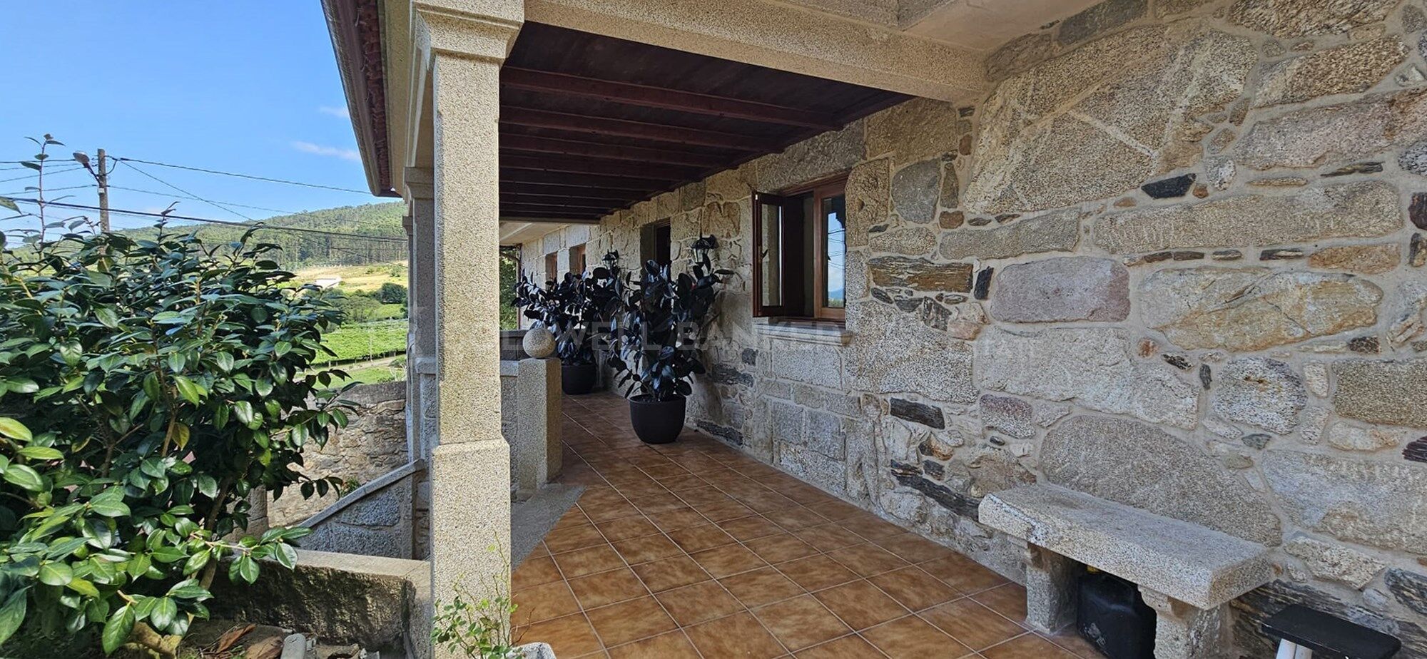 Chalet en pierre dans la région du Salnés