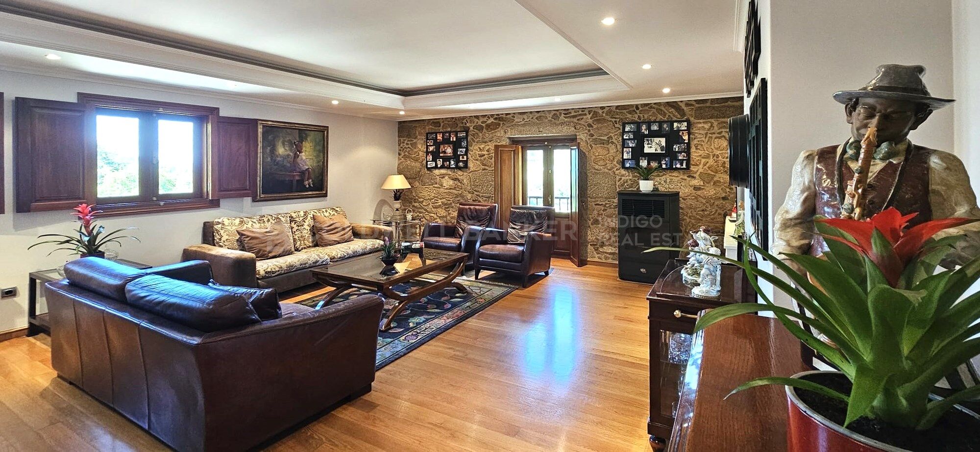 Chalet en pierre dans la région du Salnés