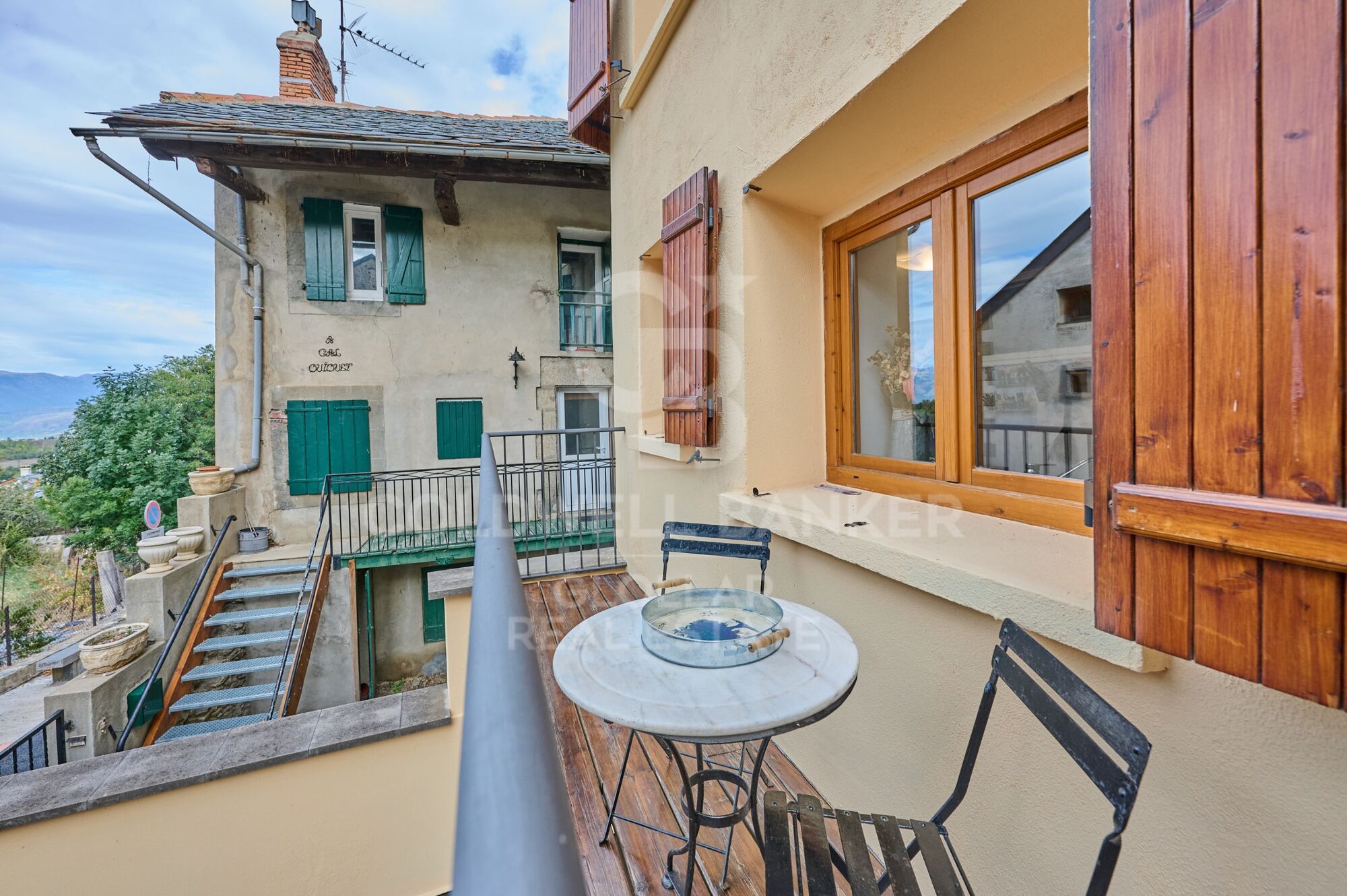 Apartment 2 Bedrooms Sale Err