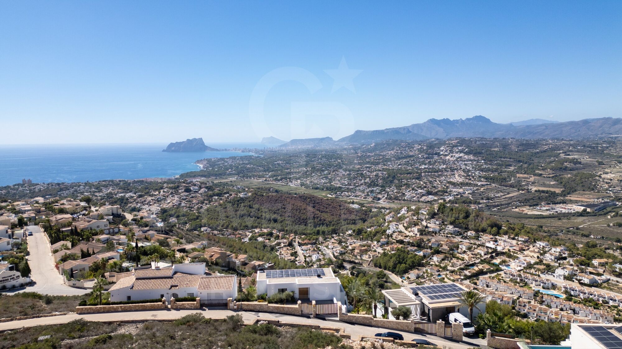 Villa Faro chalet de lujo moderno en venta en Residencial Jazmines Cumbre del Sol