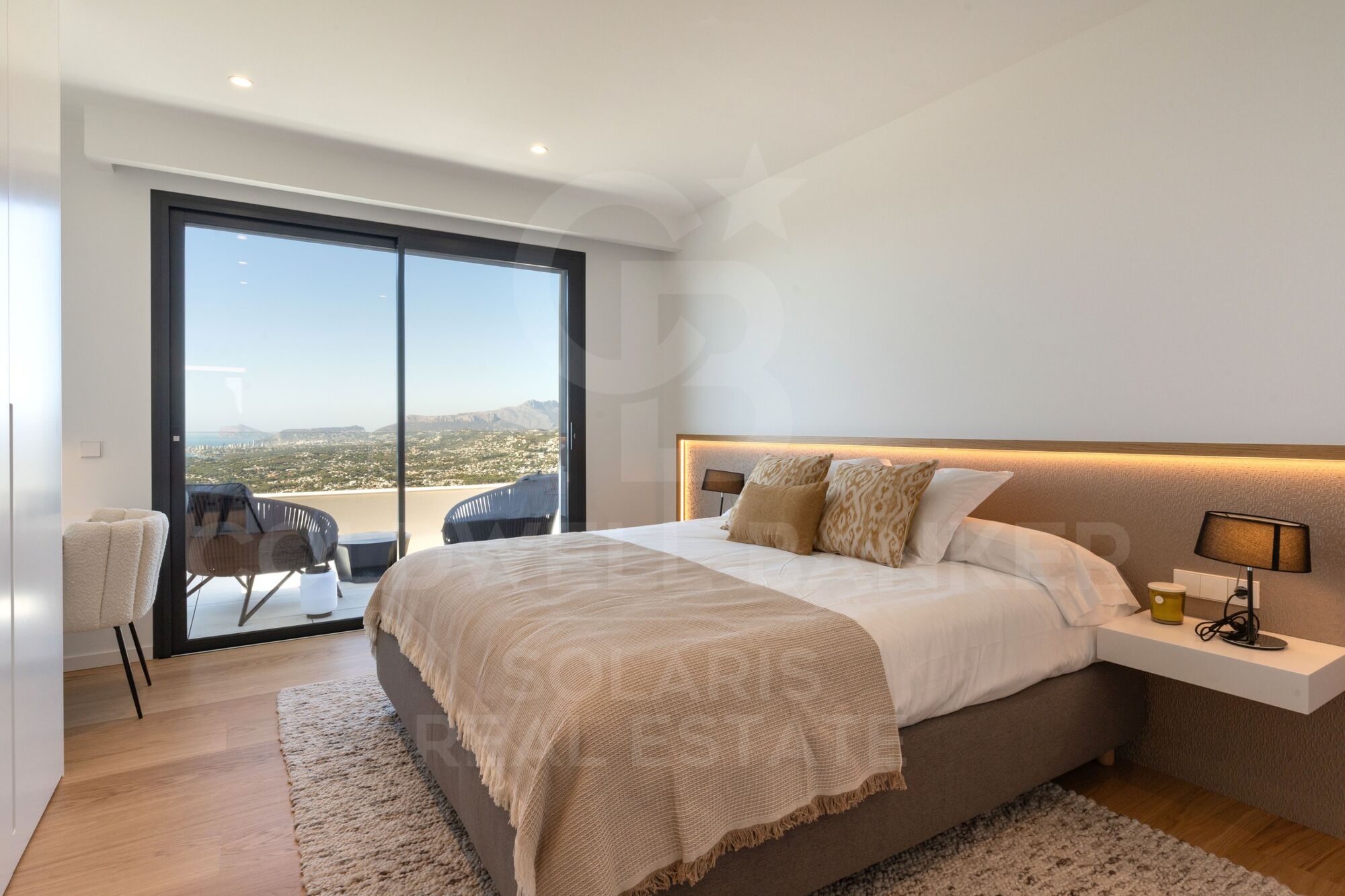 Villa Faro chalet de lujo moderno en venta en Residencial Jazmines Cumbre del Sol