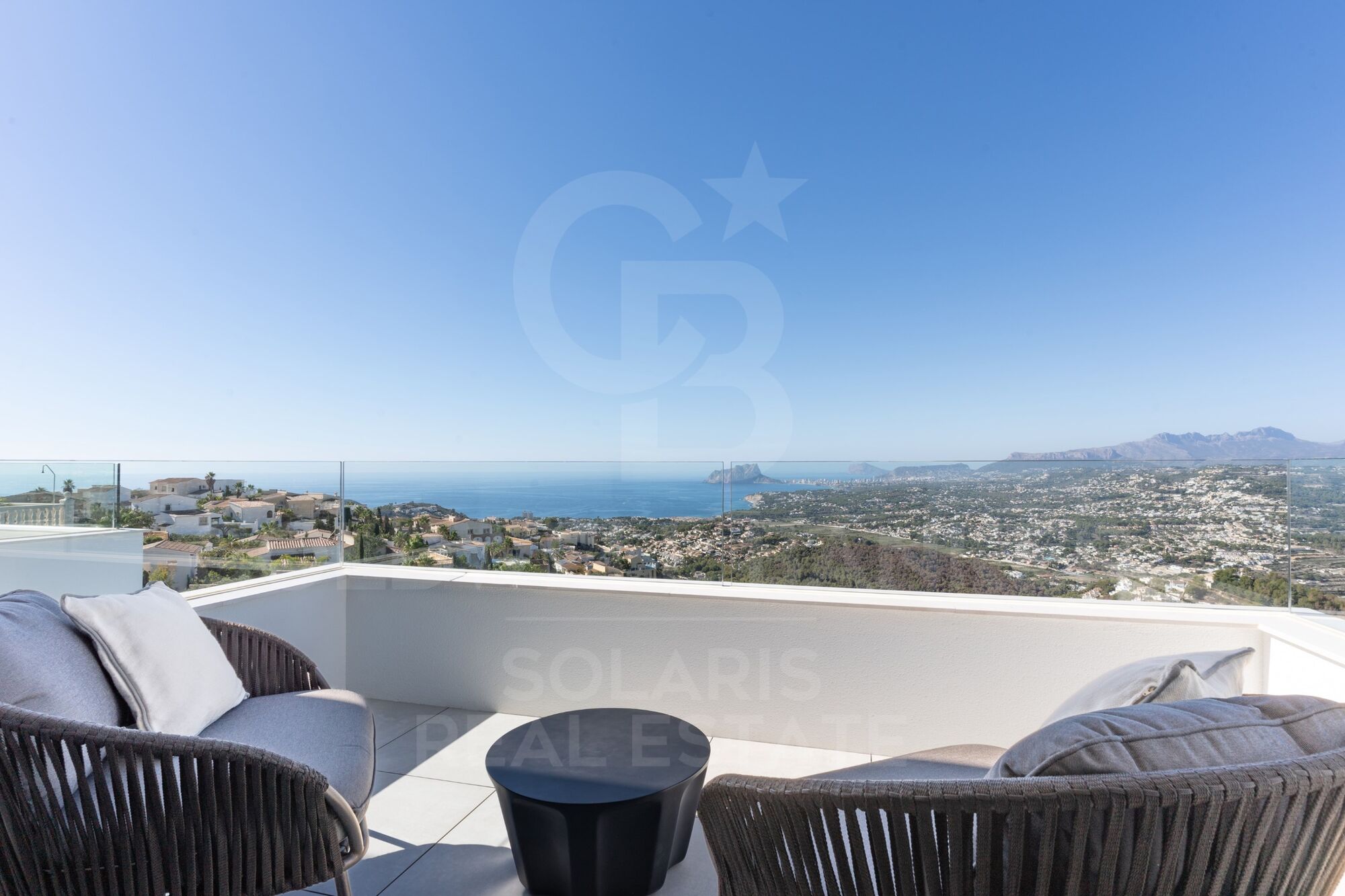 Villa Faro chalet de lujo moderno en venta en Residencial Jazmines Cumbre del Sol