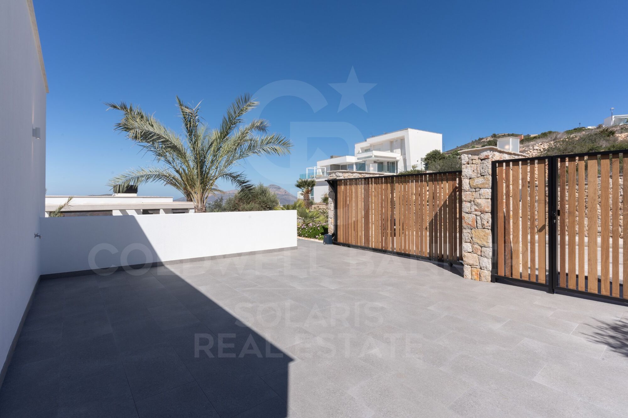 Villa Faro chalet de lujo moderno en venta en Residencial Jazmines Cumbre del Sol