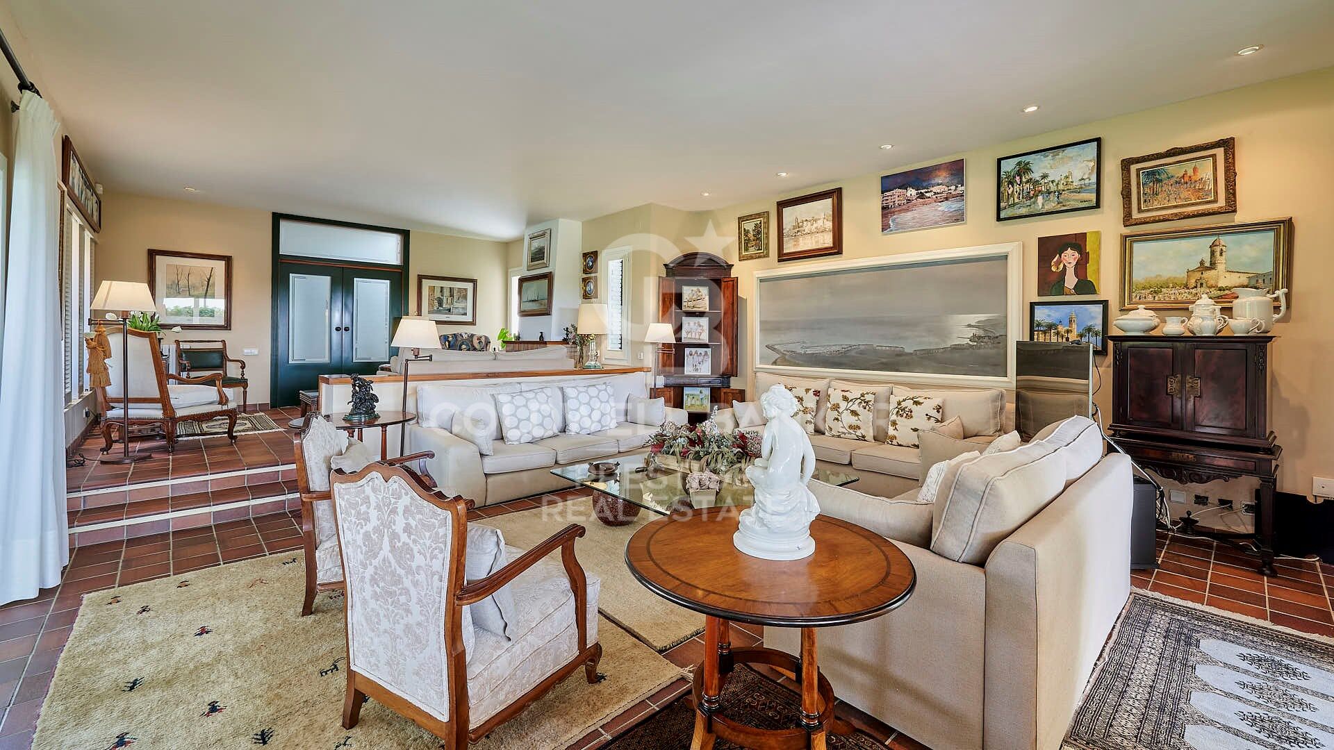 Luxury home on the seafront of Sitges