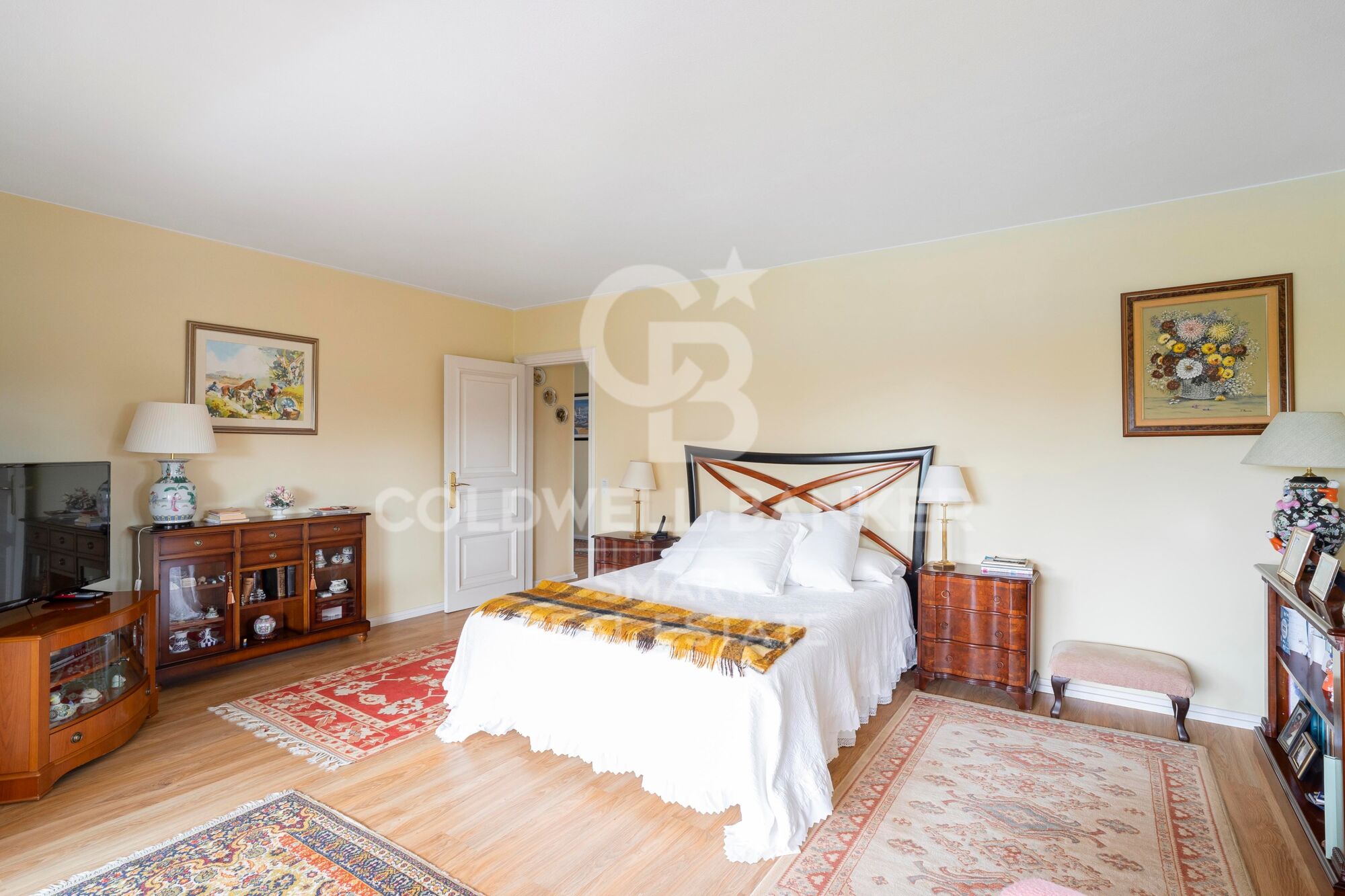 Magnificent villa in Montrove, Oleiros