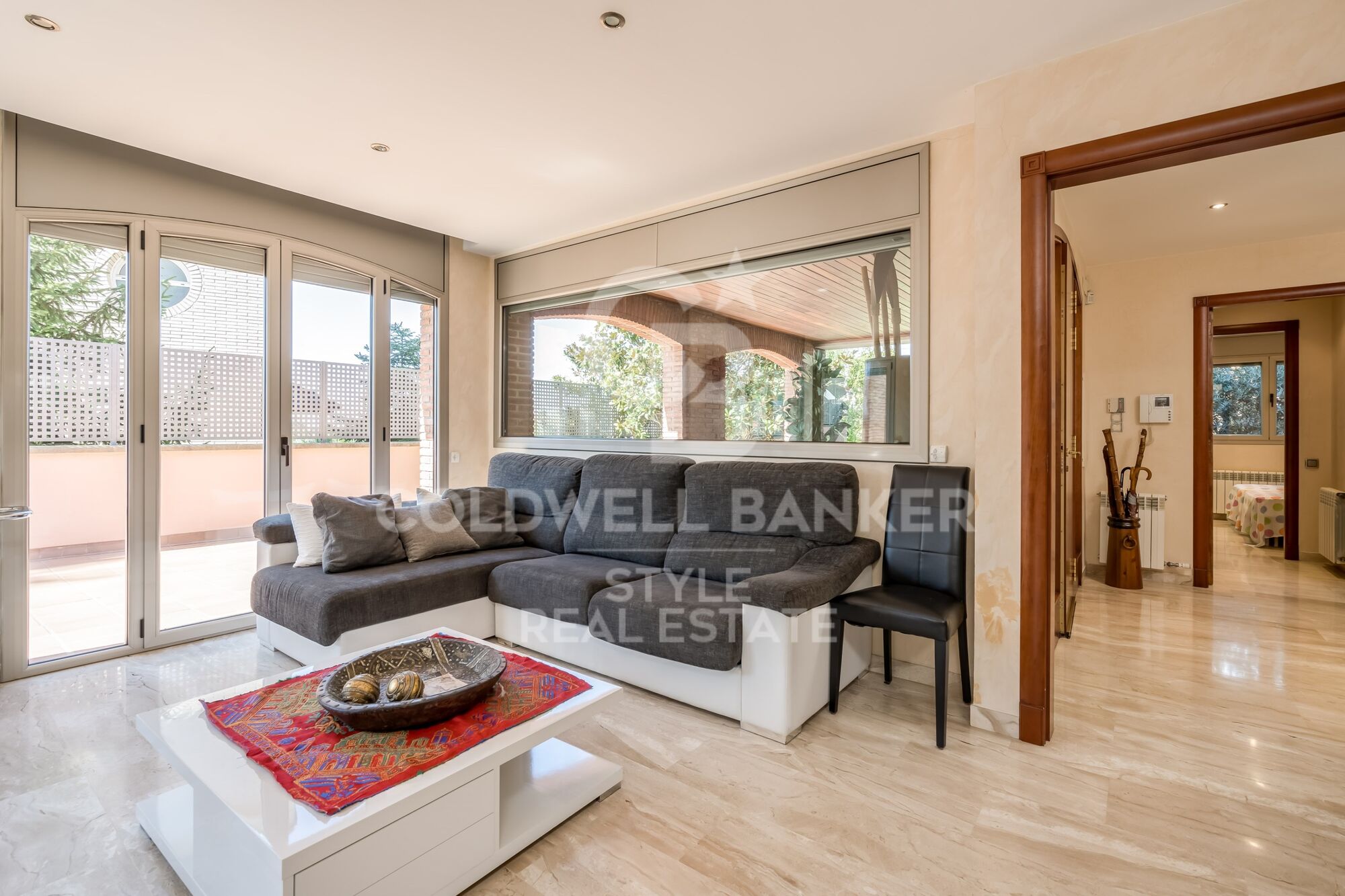 Exceptional with swimming pool