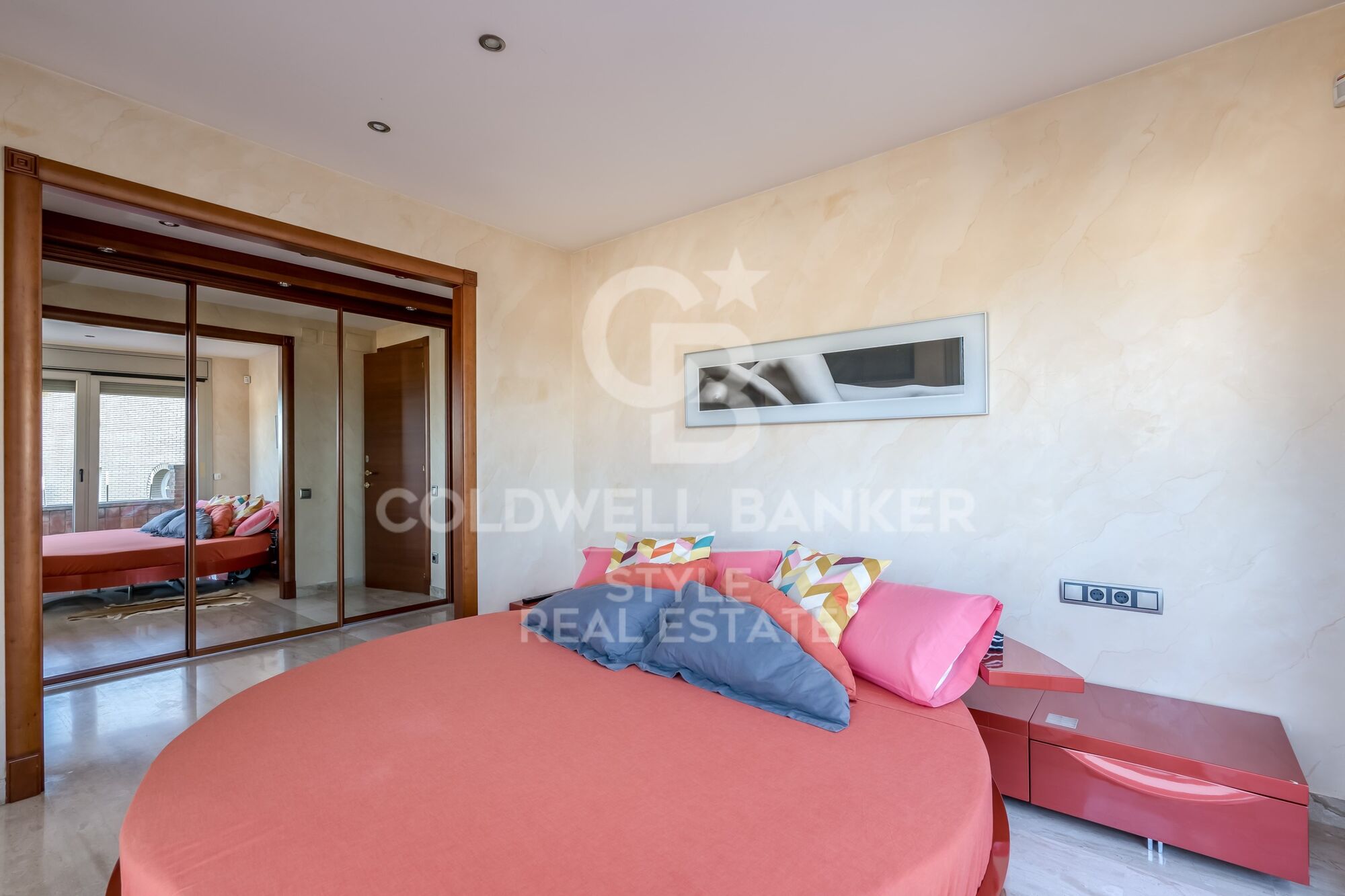 Exceptional with swimming pool